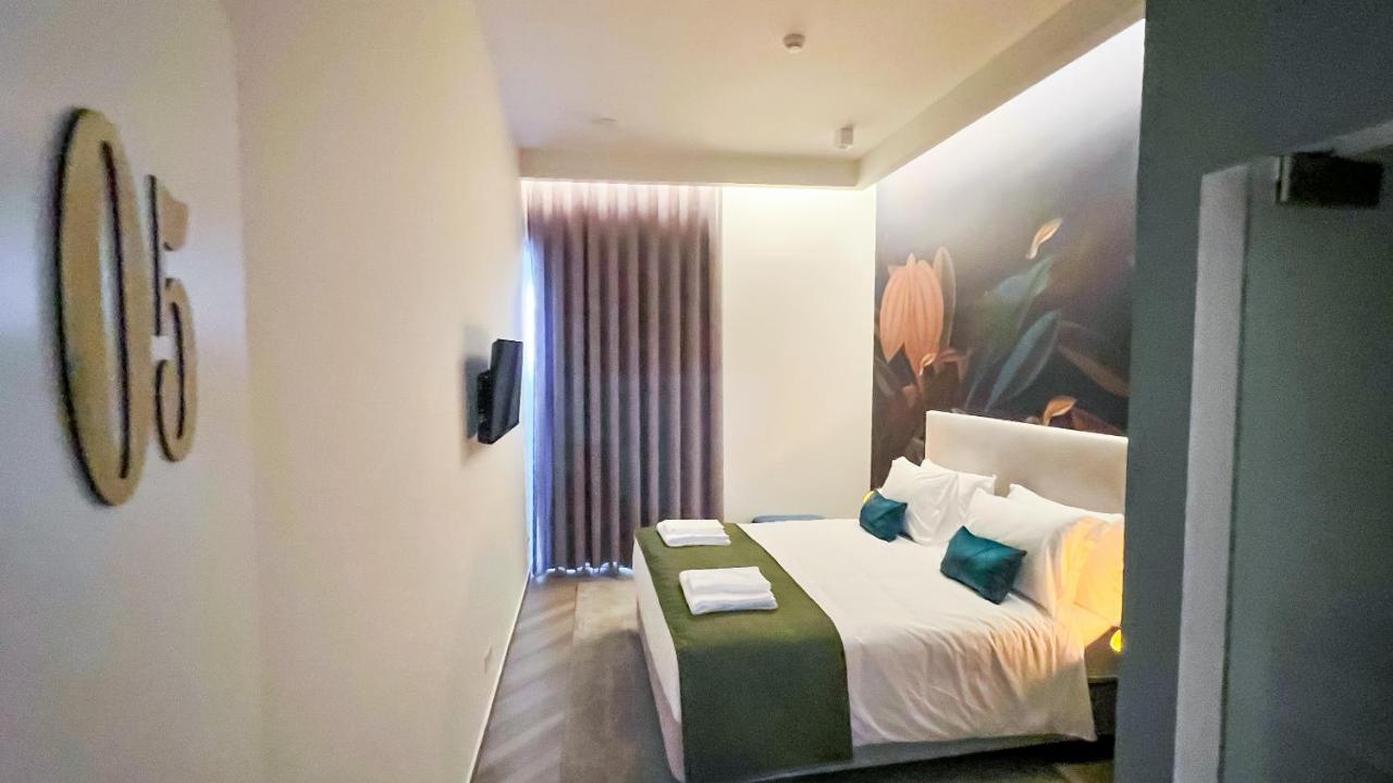 Guest House Jacaranda 파로 외부 사진