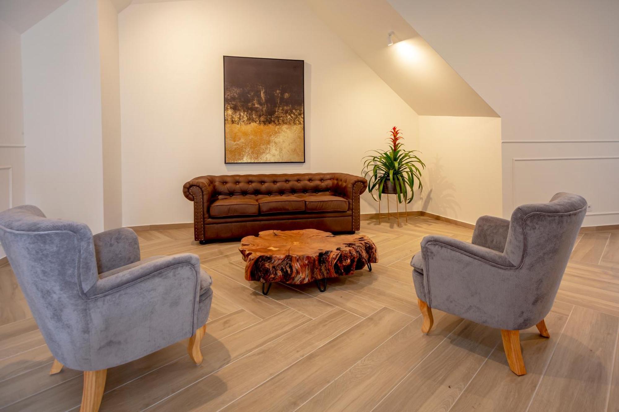 Guest House Jacaranda 파로 외부 사진